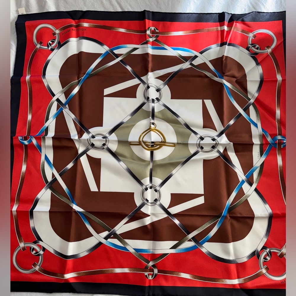 Hermes Paris Figure Artistique Silk Scarf bnib 100% silk 90cm